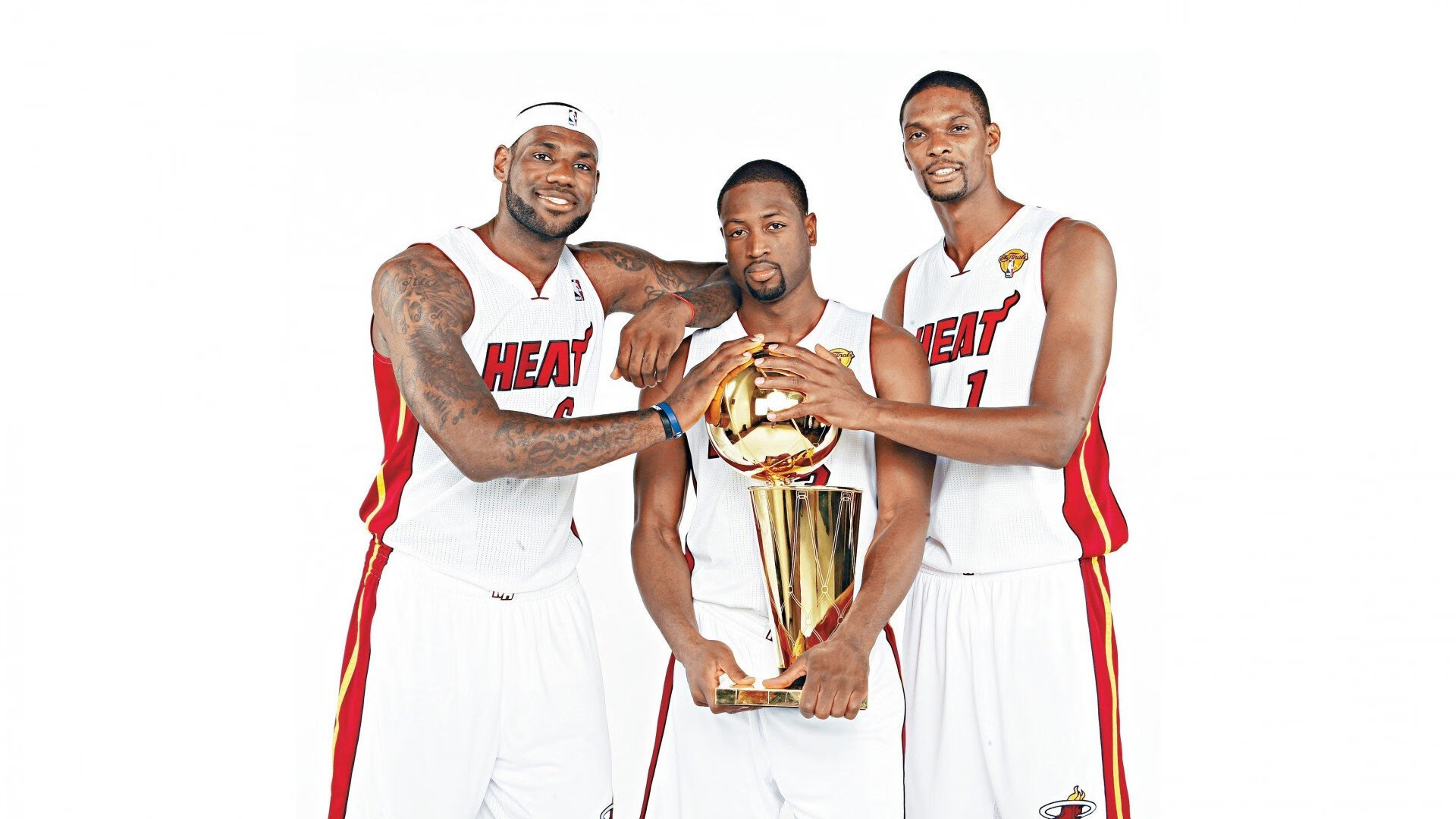 开云入口-MMA裁判尺度统一化提升比赛观感